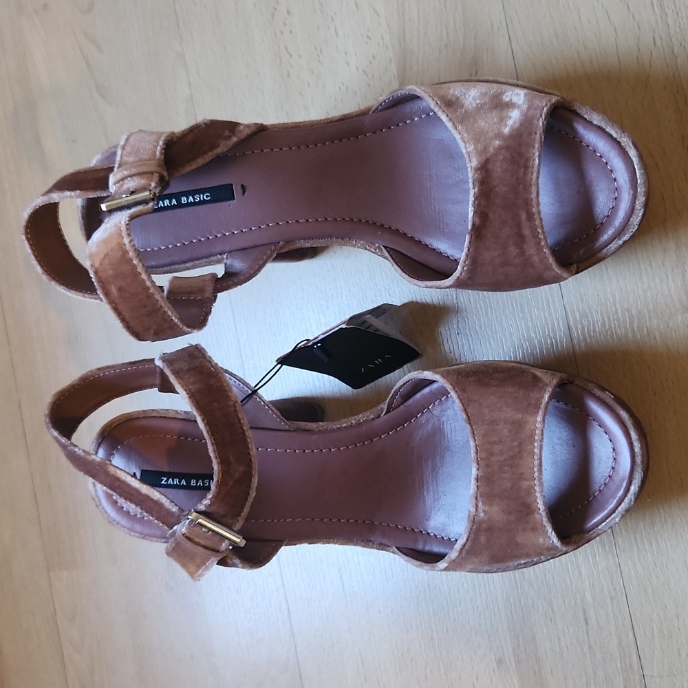 Zara Platform Shoes - Picture 2 of 6